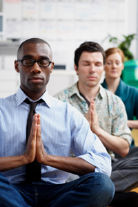 3 people meditating